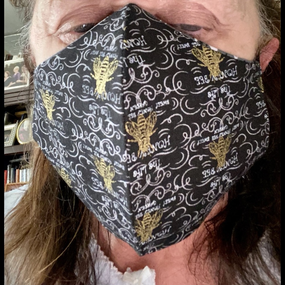 NWT Colorado made Cotton Honey Bee Life mask